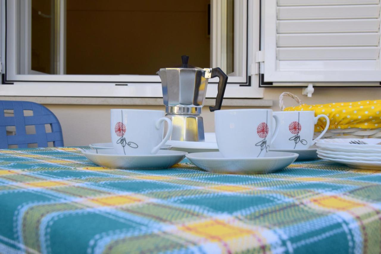 Banjol Miramar Gardenn Apartmment מראה חיצוני תמונה